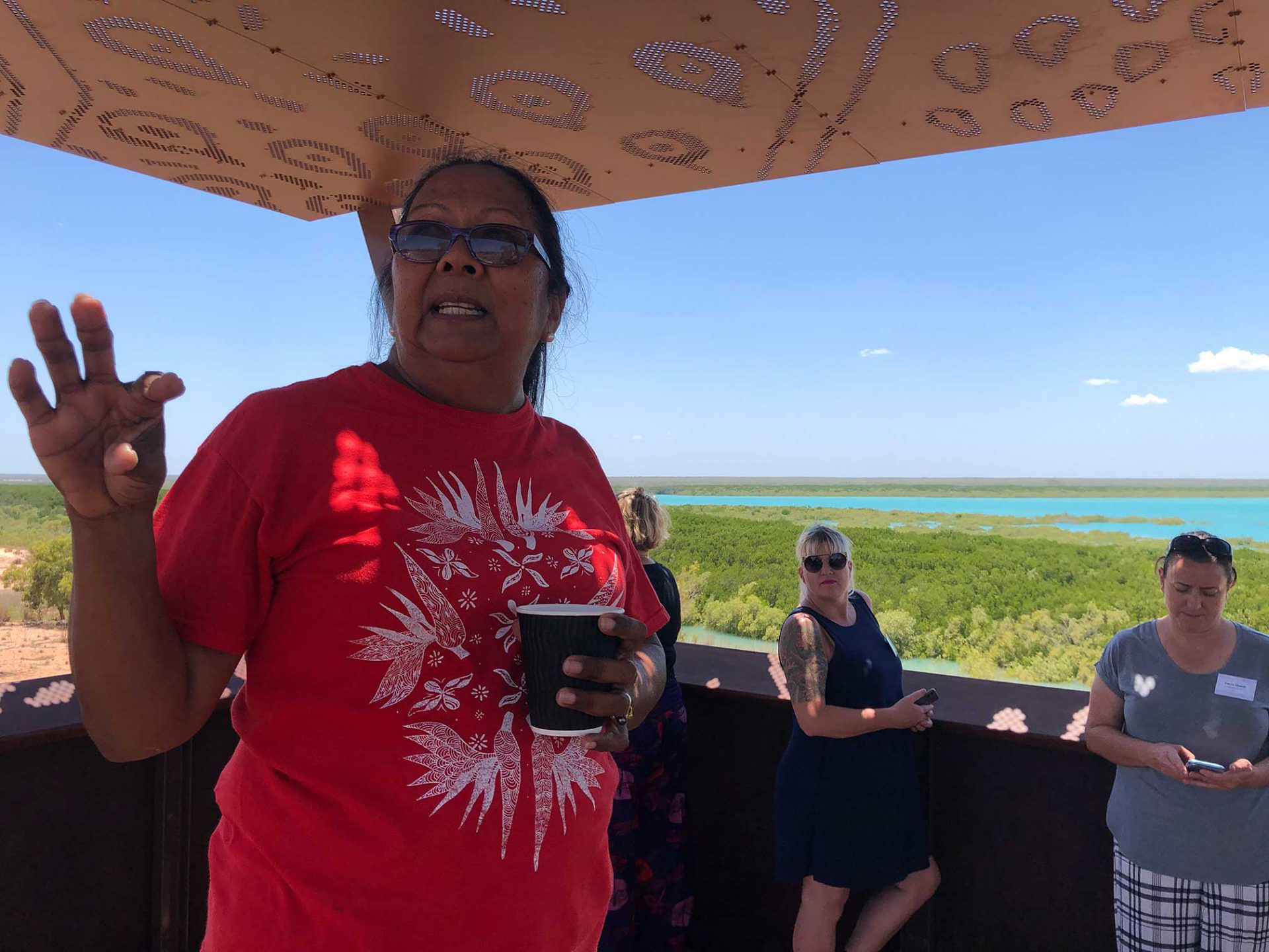 Lynette Yu-Mackay (AACHWA and Nagula Jarndu Designs Chairperson) speaking about the history of Broome and providing a welcome to forum participants.