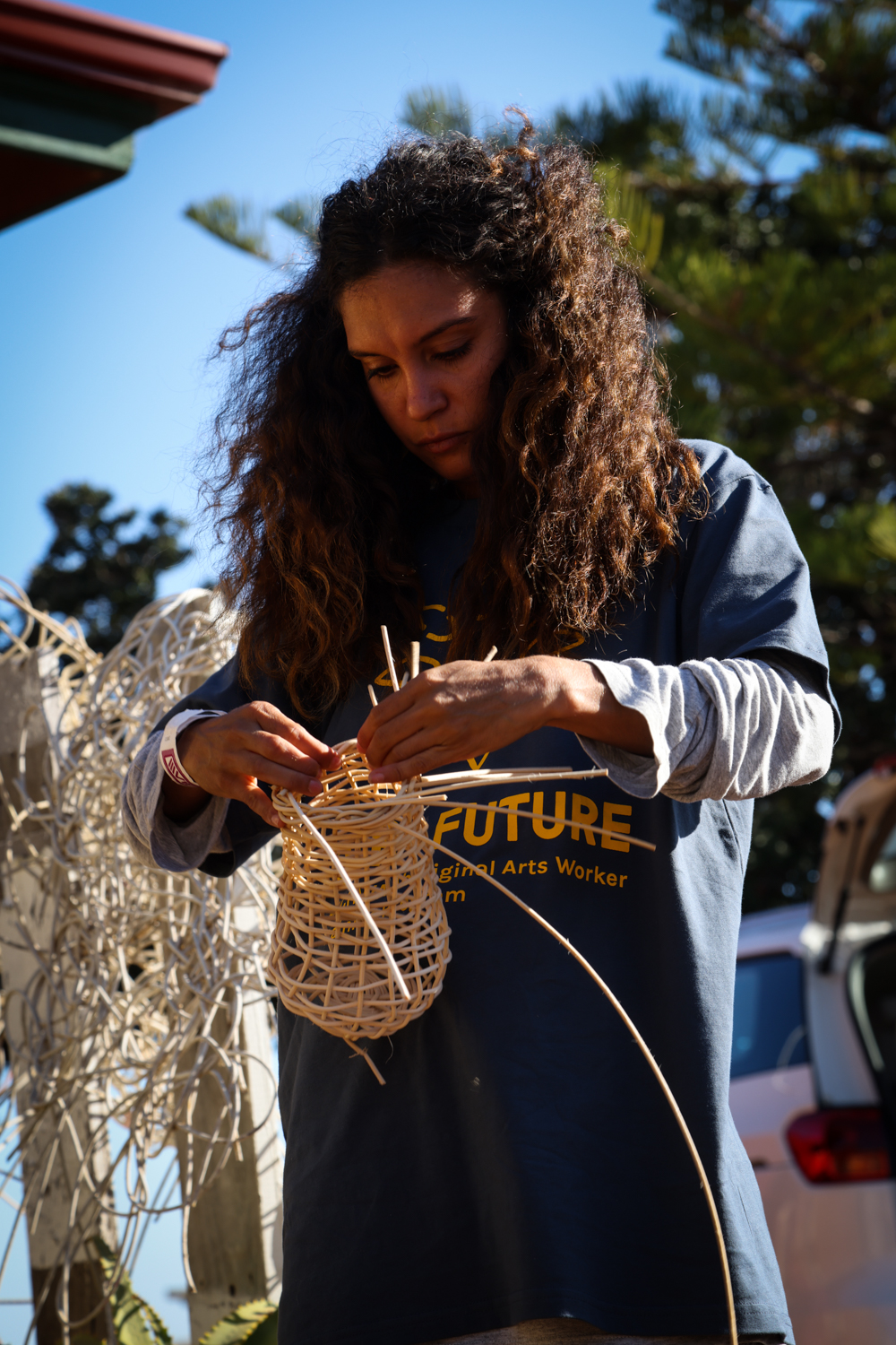 Gabriella Baxter at weaving workshop with trainer Fiona Gavino for Our
Future: Aboriginal Arts Worker Training Program, Fremantle, November 2021. Photograph by
Balthazaar Media.