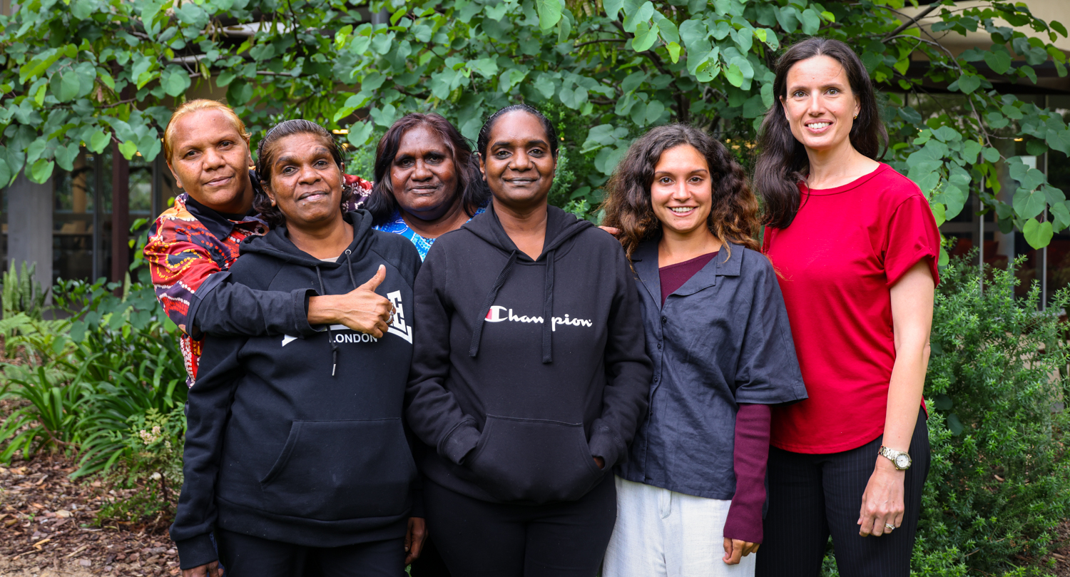 Our
Future: Aboriginal Arts Worker Training Program practicpants with Glenda Dixon, Perth, November 2021. Photograph by
Balthazaar Media.