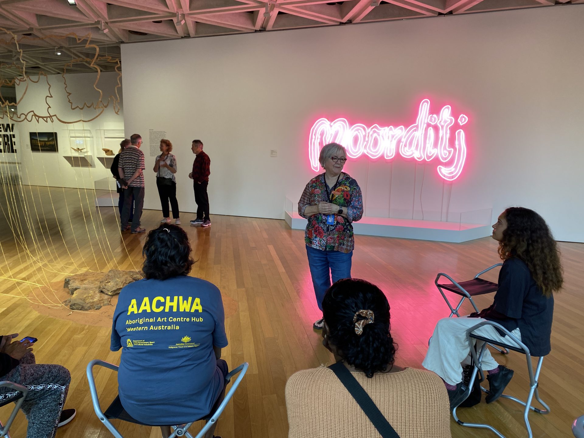 Sharona Walker, Joylene Warrie and Gabriella Baxter touring the Art Gallery of Western
Australia (AGWA), Perth, November 2021. Photograph by Glenda Dixon.