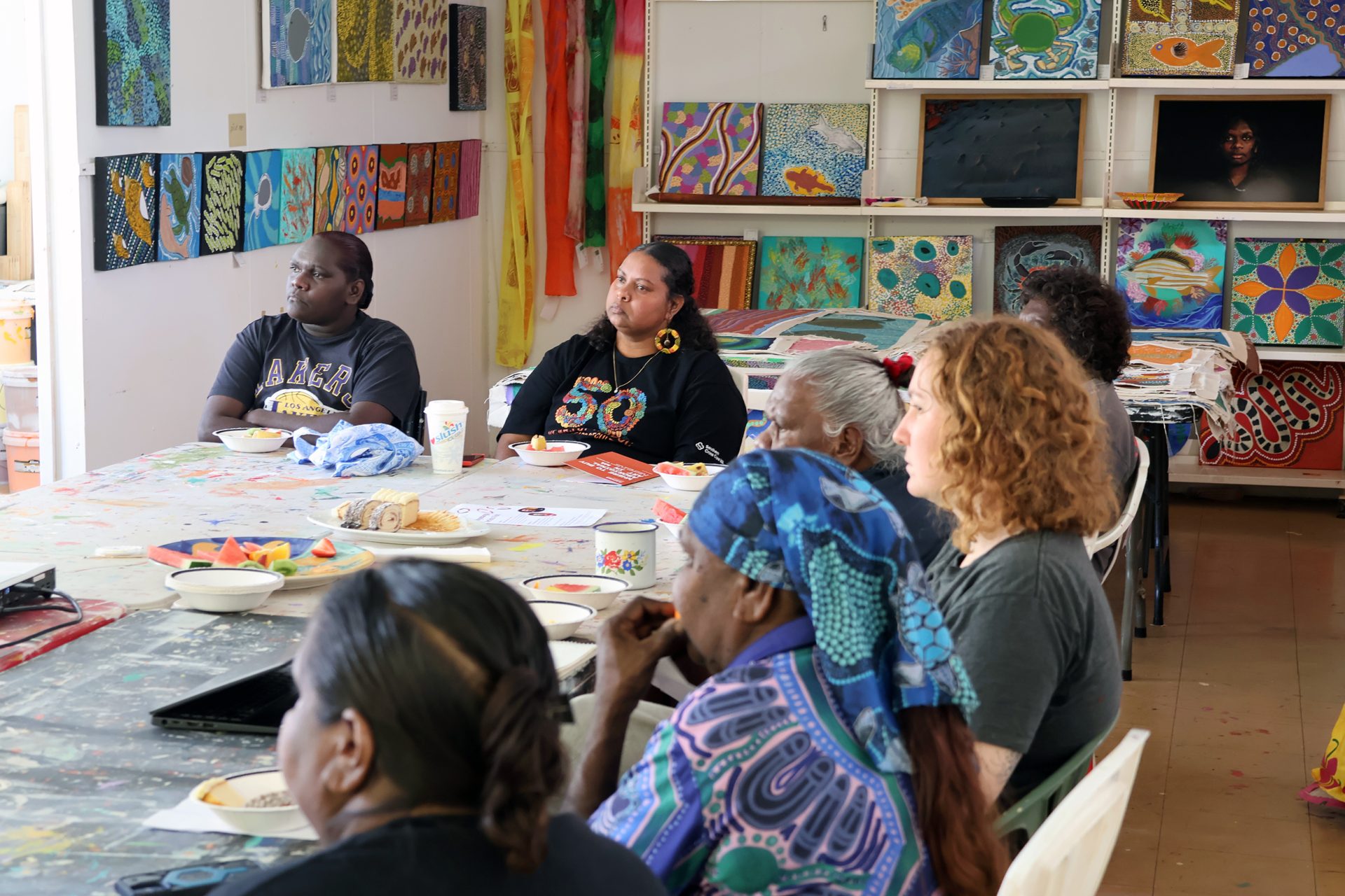 Corina Jadai, Bibianna Tumbler, Anna Spencer, Veronica Yanawana, Isobel Bullen, Jaymee-Lee Chaquebor and Kiarah Mandijalu-Jadai, Our Mob Online art centre visit to Bidyadanga Artists, Bidyadanga, 2025, photo: AACHWA